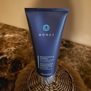 Monat Advanced Hydrating Conditioner